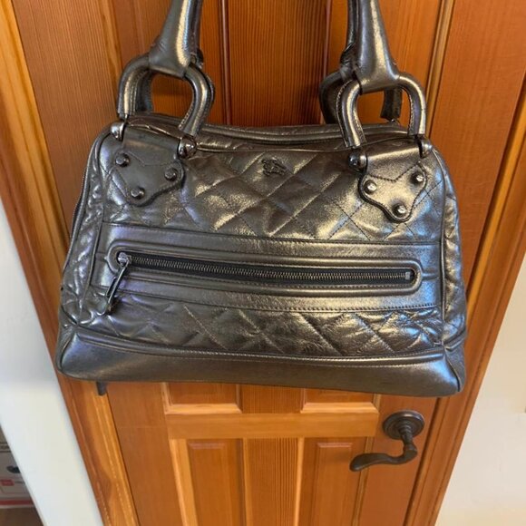 Burberry Prorsum Quilted Silver Metallic Leather Shoulder Bag - Picture 3 of 9